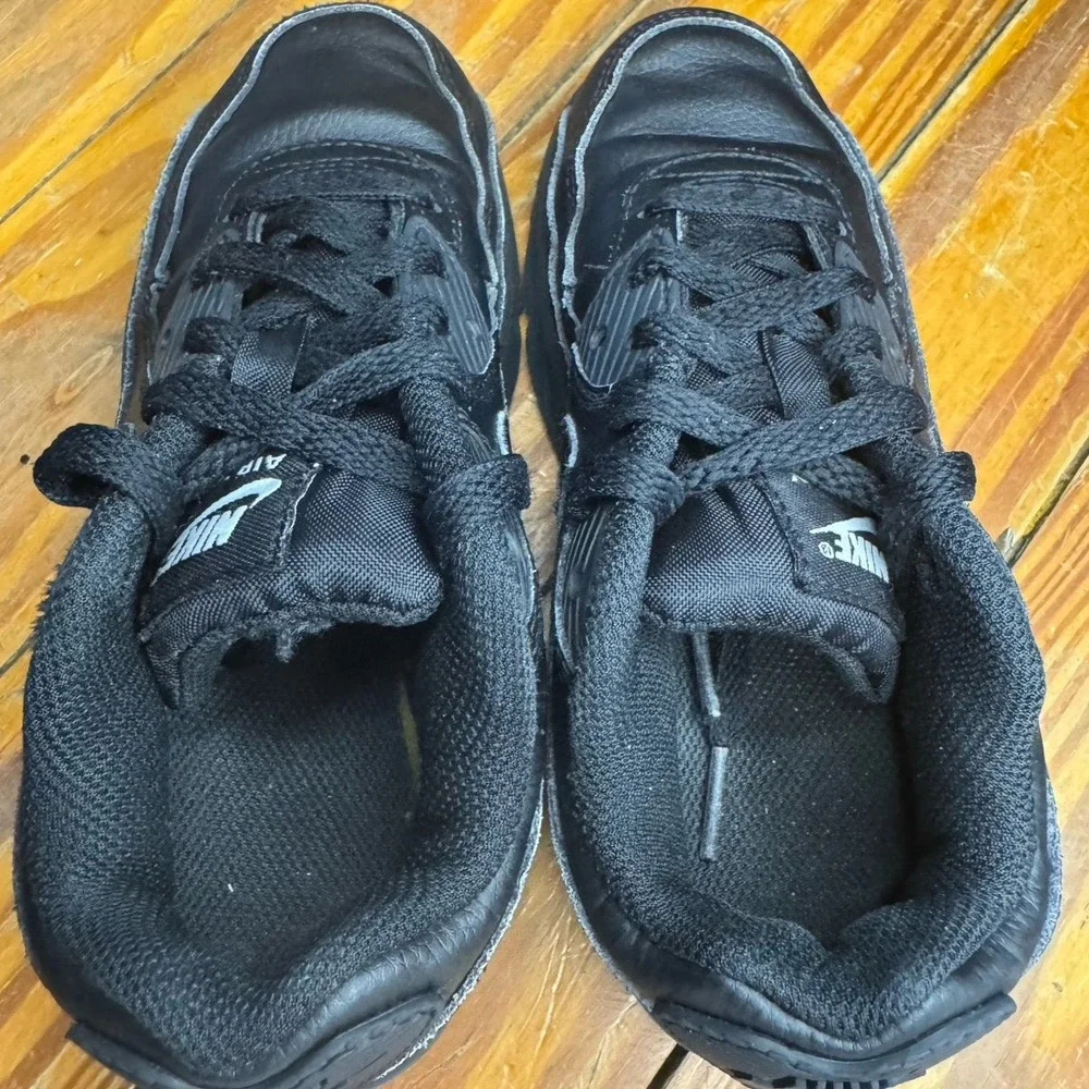 Nike Air Max 90 Triple‎ Black Size 13.5C